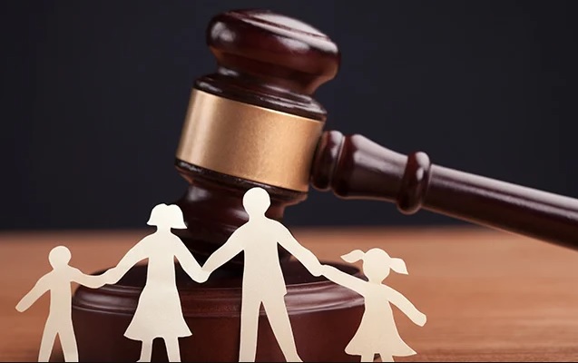 Derecho de familia cuidado personal régimen de visitas y tribunales de familia